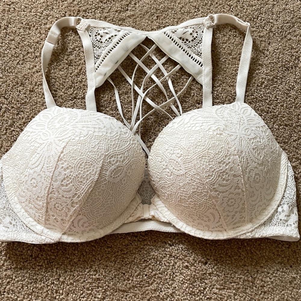 Victoria secret cream bra 36 c